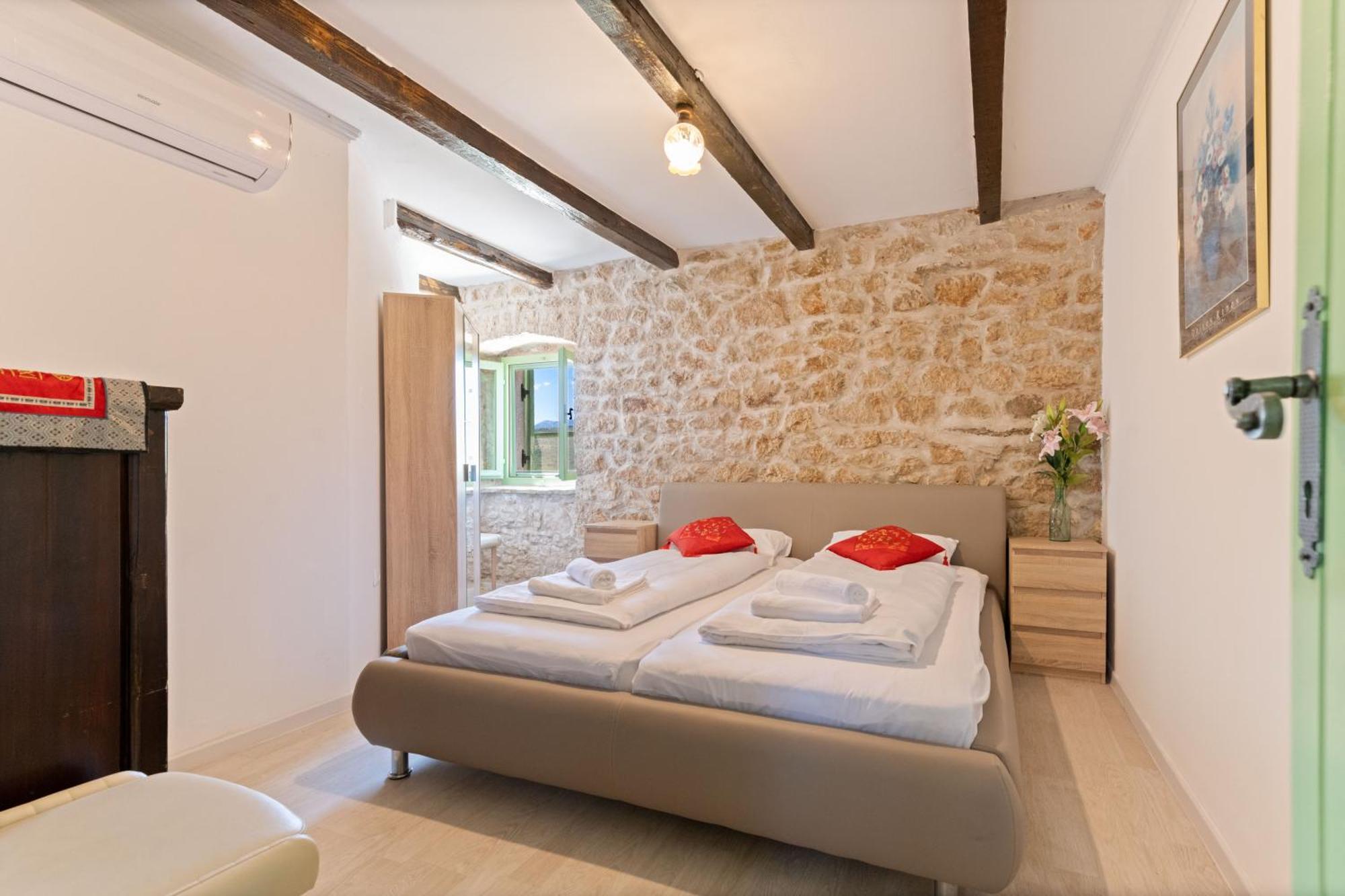 Villa Pristinus Krstatice Exteriér fotografie